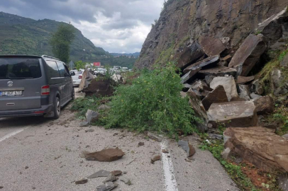 Ordu'da kara yolunda heyelan