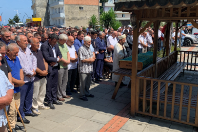 Öldürülen MHP ilçe başkanı toprağa verildi, saldırgan teslim oldu