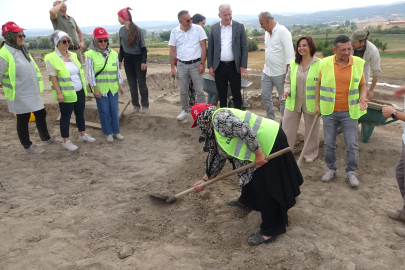 Kazı çalışmalarına kadın girişimciler de katıldı