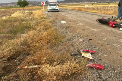 Otomobille motosiklet kafa kafaya çarpıştı; 1 yaralı