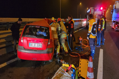 Anadolu Otoyolunda otomobil, TIR’a çarptı: 4 yaralı