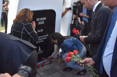 İzmir depreminde yaşamını yitiren 117 kişi anıldı