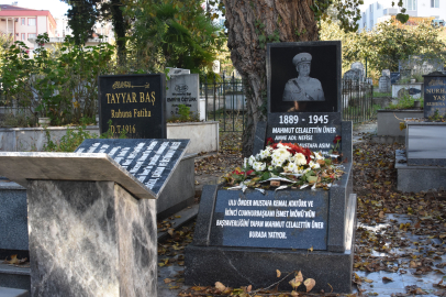 Atatürk’ün Başyaveri Üner'in kabri, anıt mezara dönüştürüldü