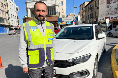 Nefes borusuna şeker kaçan kişiyi 'Heimlich manevrası' ile kurtardı