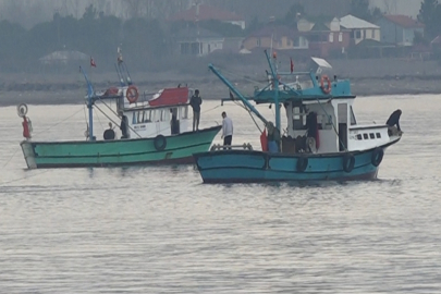 Denizde kaybolan 2 balıkçıdan 1'inin cansız bedeni bulundu