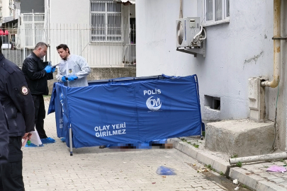 Cam silmeye çıktığı 13’üncü kattaki pencereden düşüp, öldü